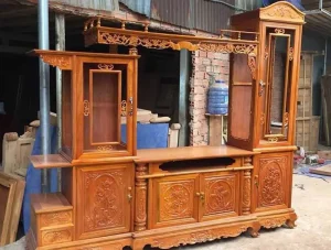 Vận Chuyển Kệ Tivi, Tủ Rượu Gỗ Quý – An Giang Logistics: Kính Sáng Nguyên Vẹn, Gỗ Mượt Nước Sơn