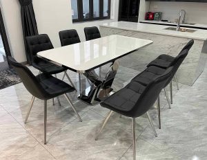 Vận Chuyển Bàn Ăn Mặt Đá – An Giang Logistics: Mặt Đá Nguyên Khối, Chân Bàn Vững Chãi