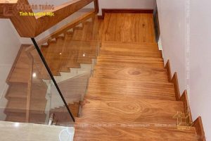 Vận Chuyển Cầu Thang Gỗ Mỹ Nghệ – An Giang Logistics: Đủ Số Lượng, Vẹn Nguyên Nét Cong