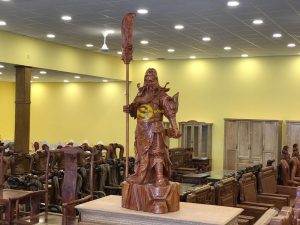 Vận Chuyển Tượng Gỗ Quan Công, Phật Di Lặc – An Giang Logistics: Giữ Trọn Thần Thái, Vẹn Nguyên Từng Nét Chạm