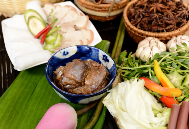 Gửi Đặc Sản Mắm Cá Qua Mỹ Có Được Không?